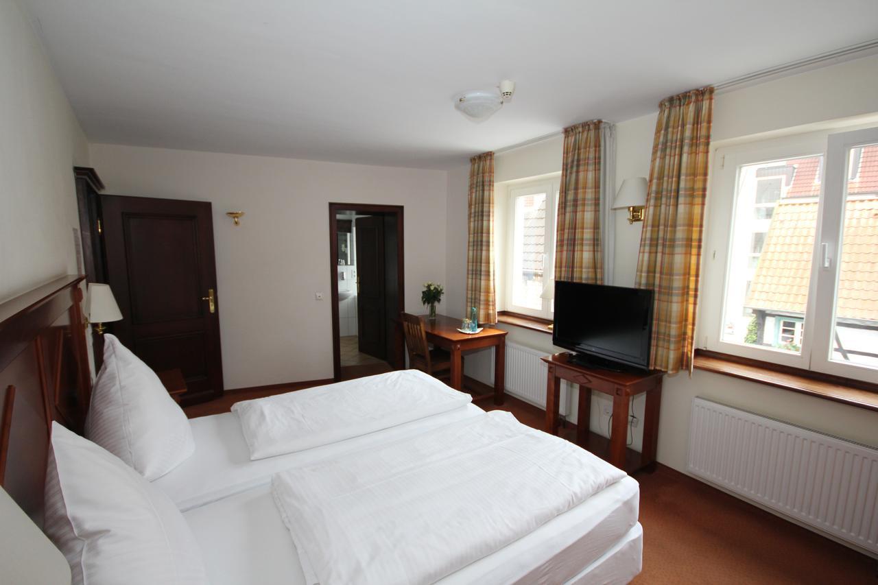 Hotel Drei Linden Luenen Bagian luar foto